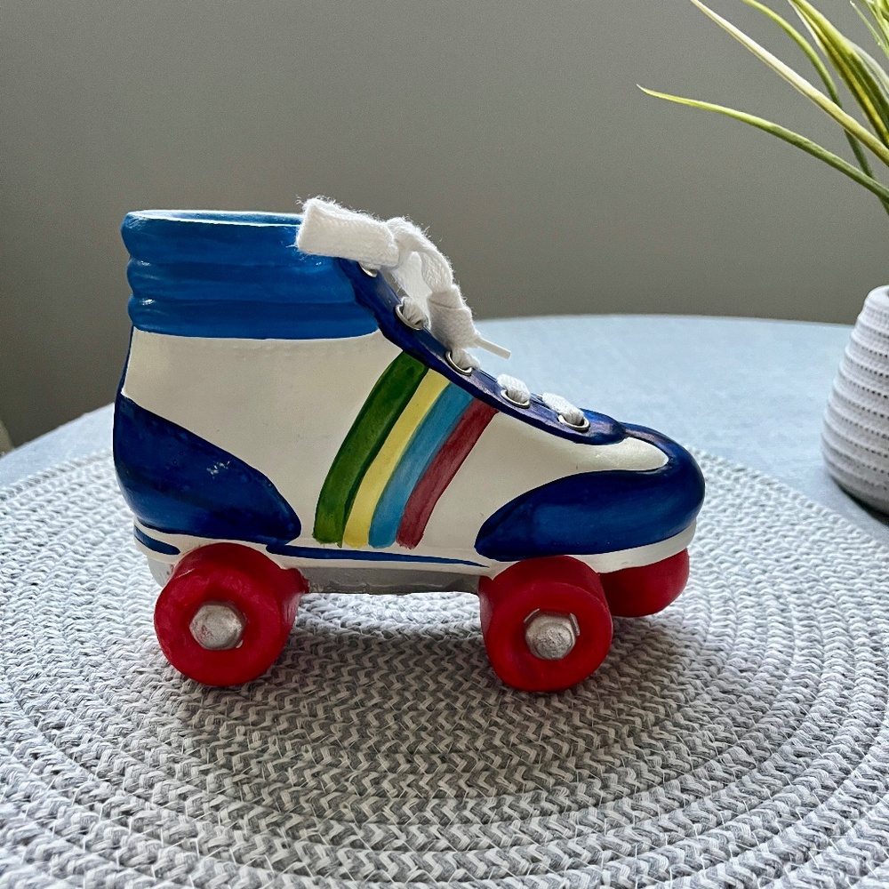 Vintage 1980s Ceramic Roller Skate Bank with Rainbow Stripes and Real Shoelace - Picture 3 of 8